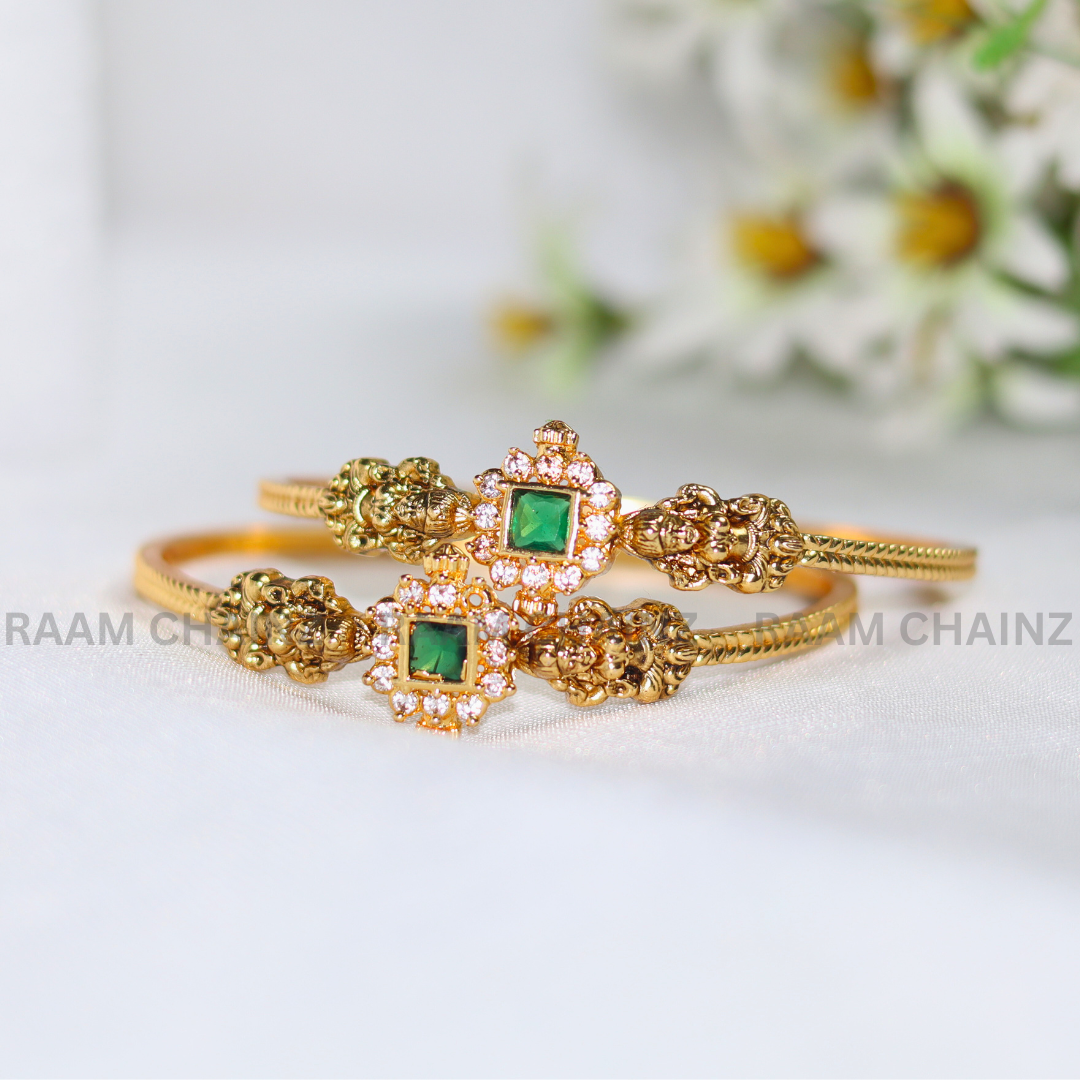 1 Side Antique Bangles