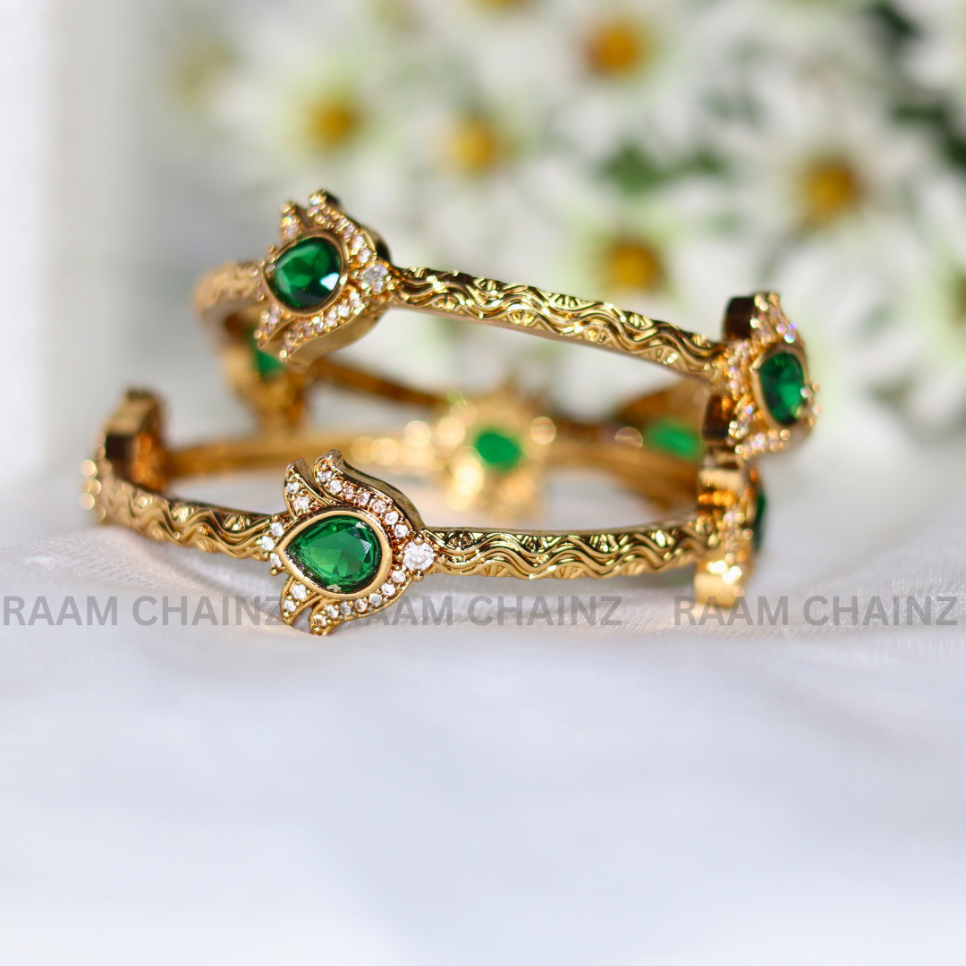 Antique Green Stone Bangles