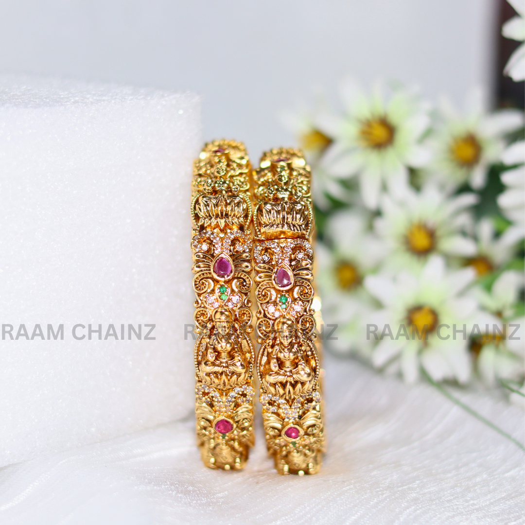 Single Kada Antique Lakshmi Bangle Pink Stone